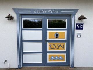 Eingangstür im Darsser Stil