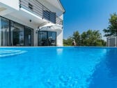 Villa Don Carlo with private pool