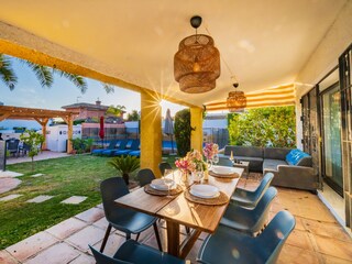 Sitting area with coffee table and comfortable sofas
