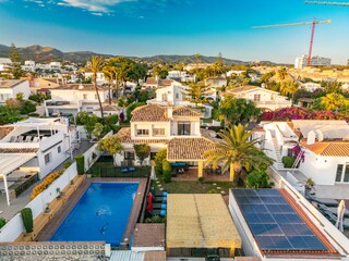 Quiet neighbourhood placed in the proximity golf course