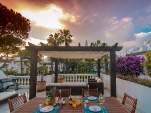 Beachfront apartment BBQ - Elviria - image1