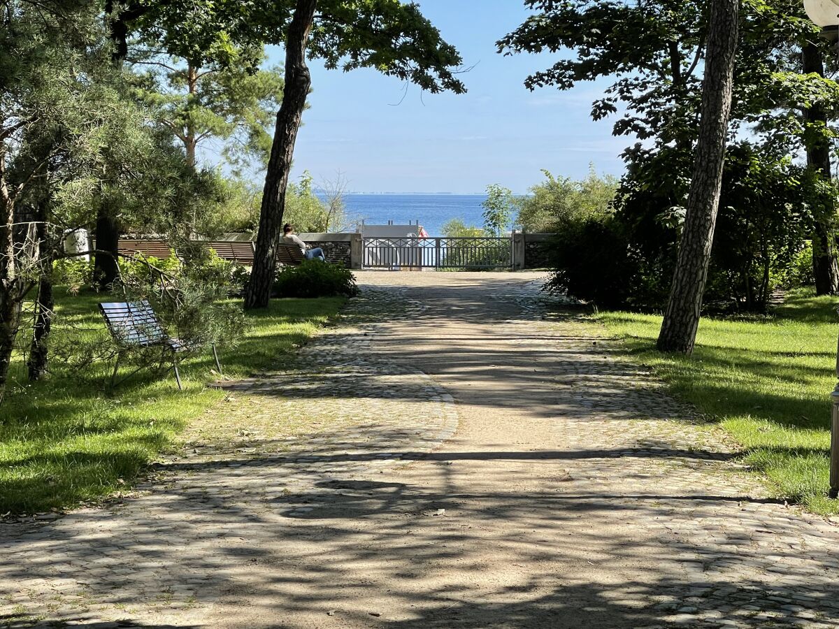 Weg zum Strand direkt gegenüber