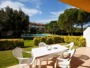 Holiday apartment with garden and pool - 800 m from Pals beach (SG2 2H AC 207) - Pals - image1