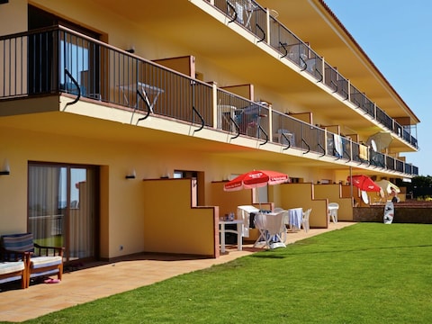 Holiday apartment Studio in first line with sea view - Playa de Pals (DU ST 302)