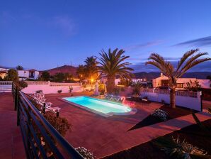 Ferienhaus Schöne house in La Oliva, Fuerteventura mit Swimmingpool - Lajares - image1