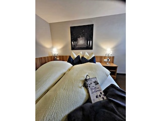 95c9a26a-ae48-481f-b5e7-076d946e2fef