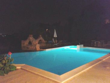 Cottage Country estate in an ideal location