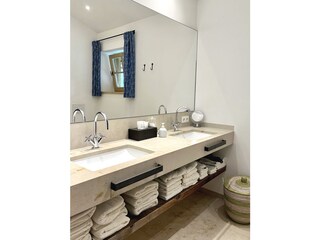 Badezimmer 1 Stock
