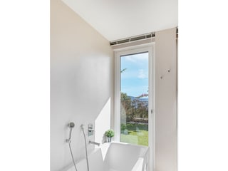 Apartment Gardone Riviera Features 18