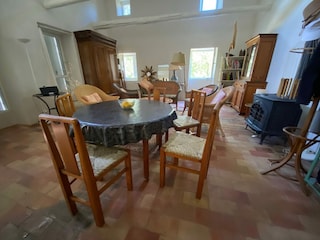 Villa Berrias-et-Casteljau Características 15