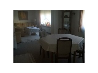 Esszimmer 1