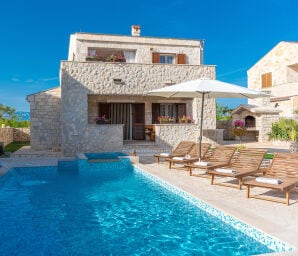 Villa Kirstin - Pool, Jacuzzi, Sauna