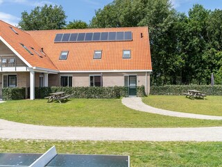 Appartement Nes Buitenaudio-opname 9