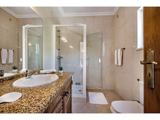 Villa Monte Gordo Features 28