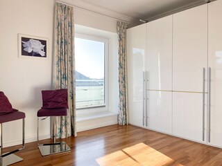 Schlafzimmer 2 Zugang Dachterrass