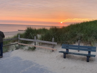 DE ZON IN ZEELAND direct aan het strand.