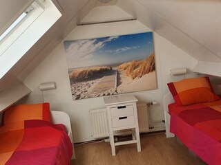 DE ZON IN ZEELAND direct aan het strand.
