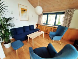 Ferienwohnung "HAUS AM SEEPARK" - Kressbronn am Bodensee - image1