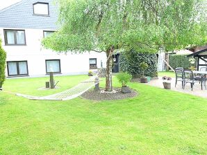 Holiday apartment in Oberstadtfeld with garden - Oberstadtfeld - image1