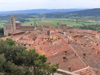 Type de propriété : Ferme Massa Marittima Environnement 33