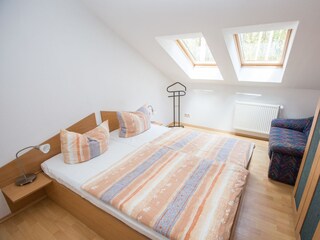 Schlafzimmer 3 im OG