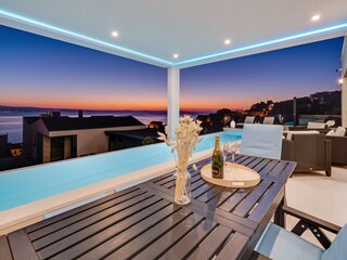 Stunning sunsets, come and enjoy in this amazing villa