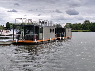 meinFERIENBOOT Zehdenick- Hausboot Pärchen