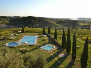 Maison de vacances avec piscine avec bain à bulles et piscine pour enfants - Cerreto Guidi - image1