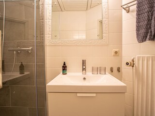 Viel Platz für Kosmetika