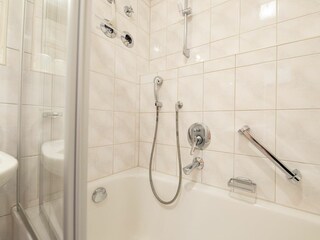 Holiday apartment Garmisch-Partenkirchen Features 24