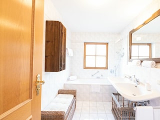 Holiday apartment Garmisch-Partenkirchen Features 38