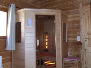 Infrared sauna