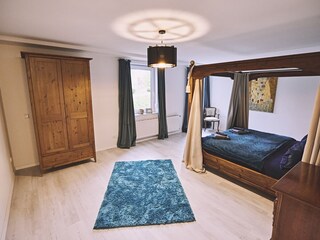 Schlafzimmer 2