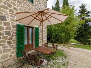 Farmhouse Caprese Michelangelo Outdoor Recording 8