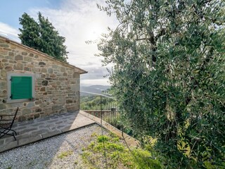 Farmhouse Caprese Michelangelo Outdoor Recording 14