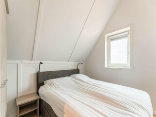 Holiday house Sint-Maartensdijk Features 12
