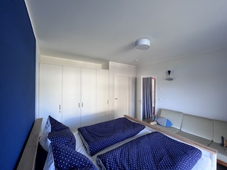 Schlafzimmer, unten