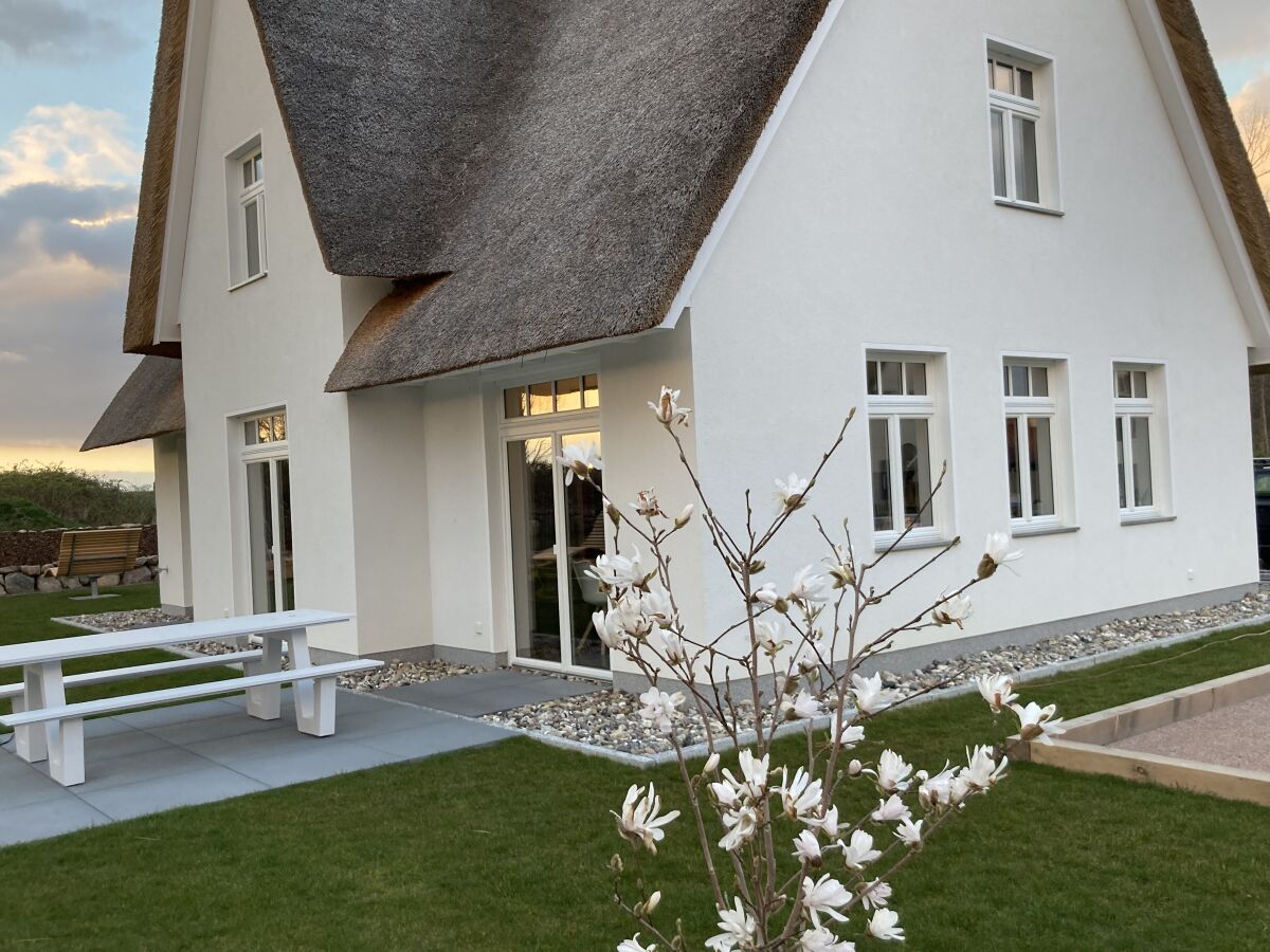 Ferienhaus kleiner Findling