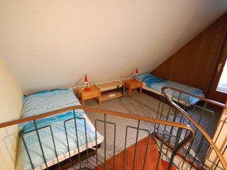 Schlafzimmer 2