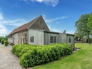 Mooie boerderij in Pittem met een tuin - Lichtervelde - image1