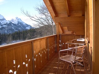 Entspannen Sie auf dem Balkon