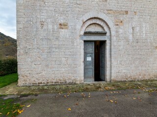 Vakantiehuis Acqualagna Omgeving 36