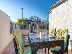 Holiday apartment Cottage Lavanda near the Sea - Cervar - image1