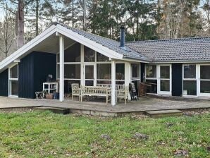 6 Personen Ferienhaus in Vejby - Udsholt Strand - image1