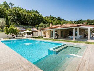 Villa Acquaviva Picena Buitenaudio-opname 1