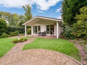 Geräumiges Ferienhaus in Stegeren mit Gemeinschaftspool - Rheezerveen - image1