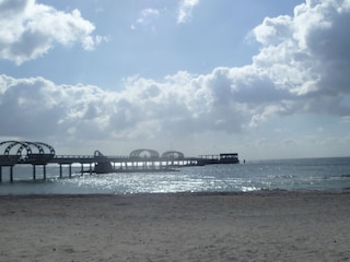 Strand und Seebrücke Kellenhusen