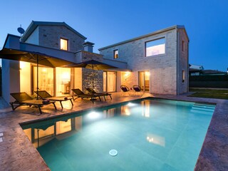 Villa Porec Buitenaudio-opname 2