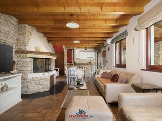 Casa per le vacanze Peroj Caratteristiche 9