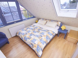 3. Schlafzimmer im DG